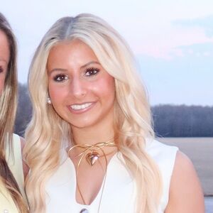 Meet your Posher, Celie